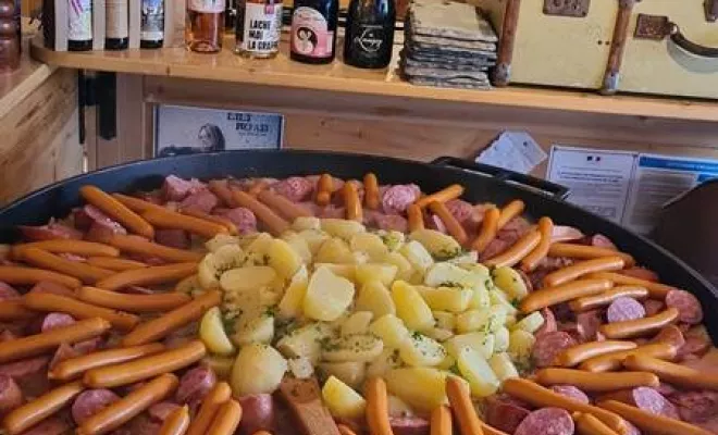 Restaurant traditionnel, La Chapelle-d'Abondance, La Taverne d'Ici et d'Ailleurs