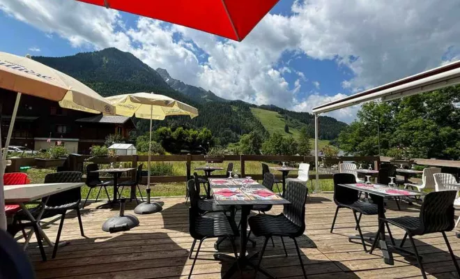 Restaurant traditionnel, La Chapelle-d'Abondance, La Taverne d'Ici et d'Ailleurs